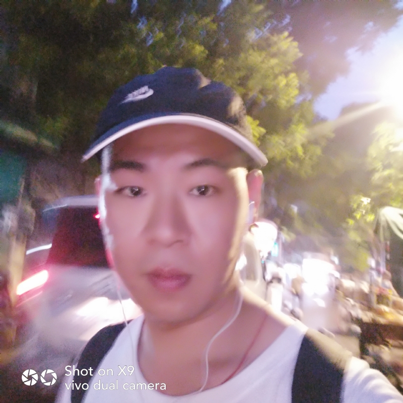 心跳男孩的第一张照片--济宁相亲服务中心