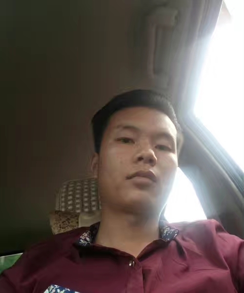 单亲爸爸的第一张照片--济宁相亲服务中心