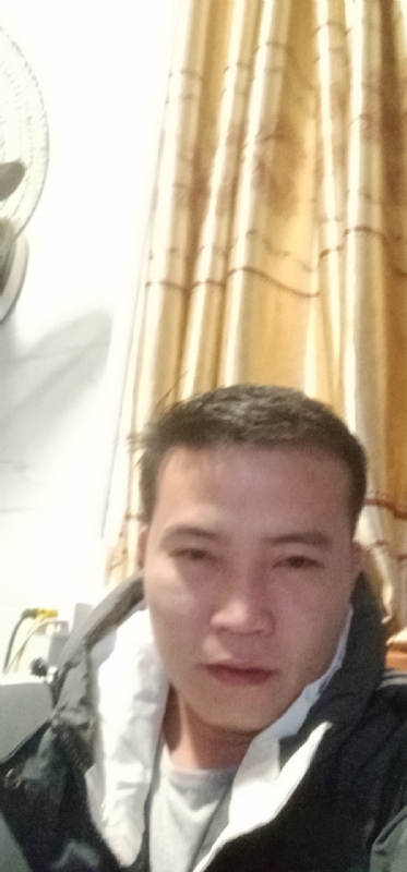一个人的烟火的第一张照片--济宁相亲服务中心