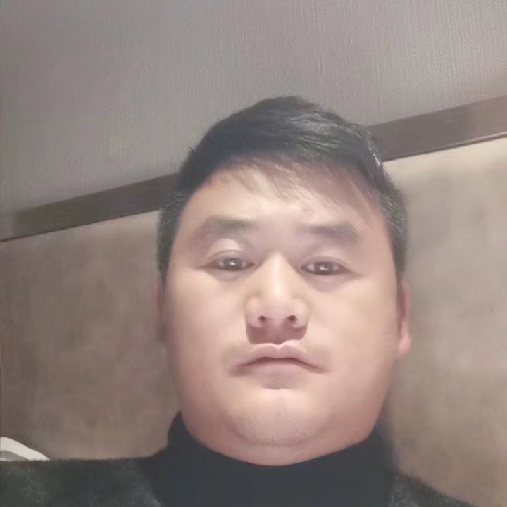 奔跑的第一张照片--济宁相亲服务中心