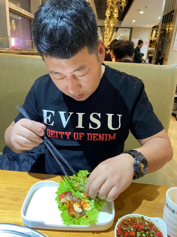 砒霜的第一张照片--济宁相亲服务中心