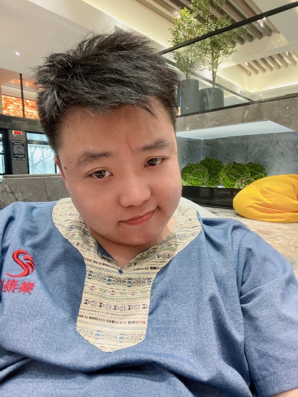 小恶魔的第二张照片--济宁相亲服务中心