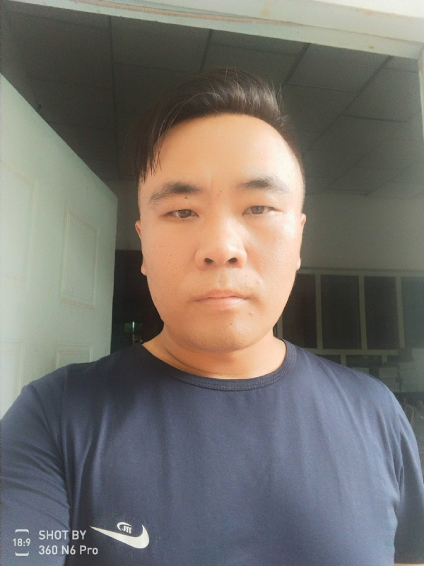 云的第一张照片--济宁相亲服务中心