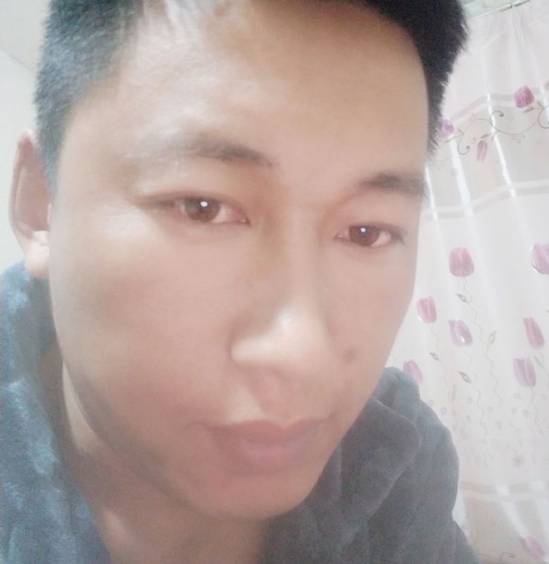 龙玉石缘的第一张照片--济宁相亲服务中心