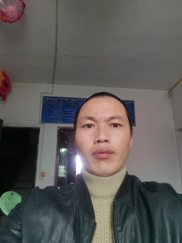 陈前的第一张照片--济宁相亲服务中心