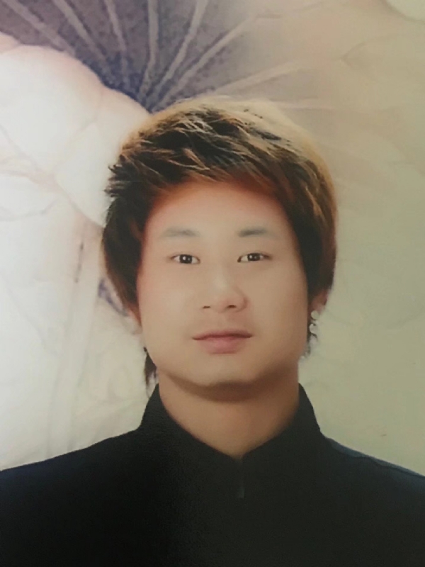 咮辛的第一张照片--济宁相亲服务中心