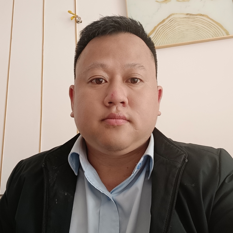 景观大道交叉口的第一张照片--济宁相亲服务中心