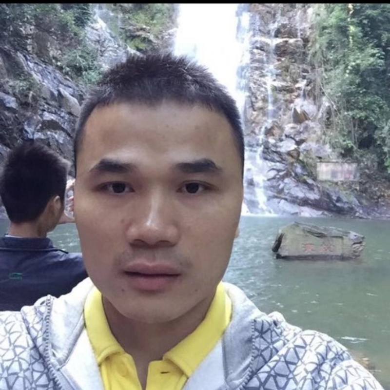 老梁的第一张照片--济宁相亲服务中心