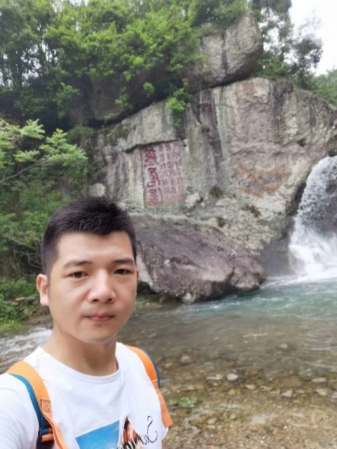 愿得一人心的第一张照片--济宁相亲服务中心