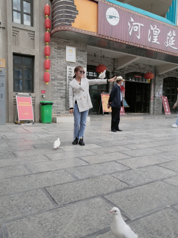 艳艳的第一张照片--济宁相亲服务中心