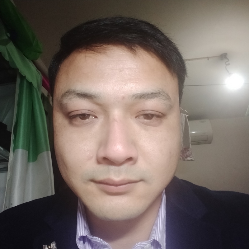 诸先生的第一张照片--济宁相亲服务中心