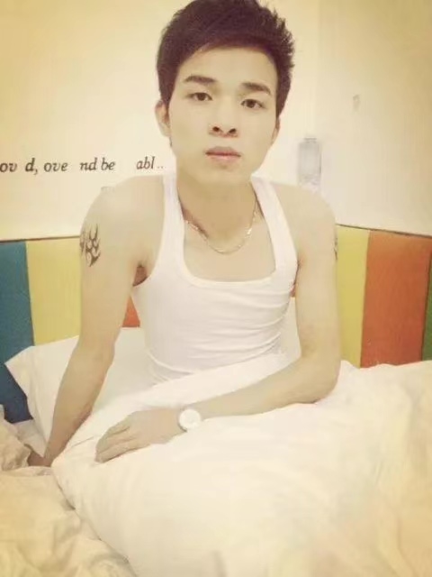 风雨同舟的第一张照片--济宁相亲服务中心