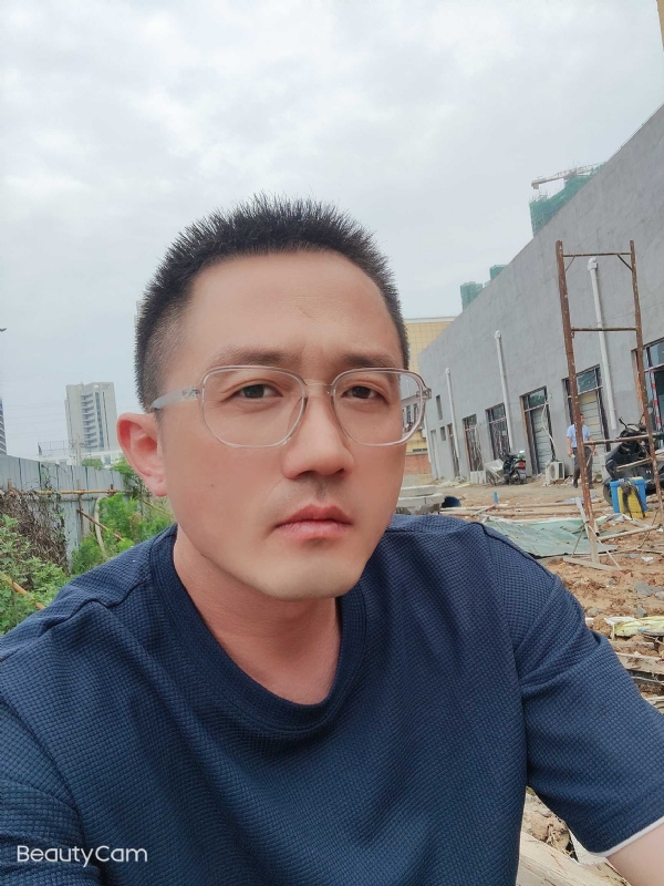 清风烈酒的第二张照片--济宁相亲服务中心