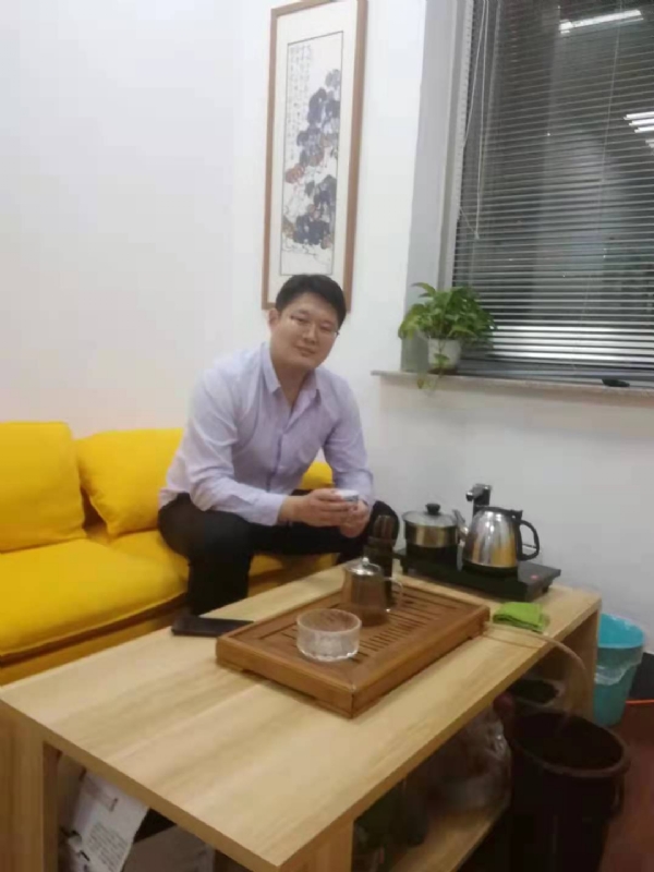 阳光的第一张照片--济宁相亲服务中心