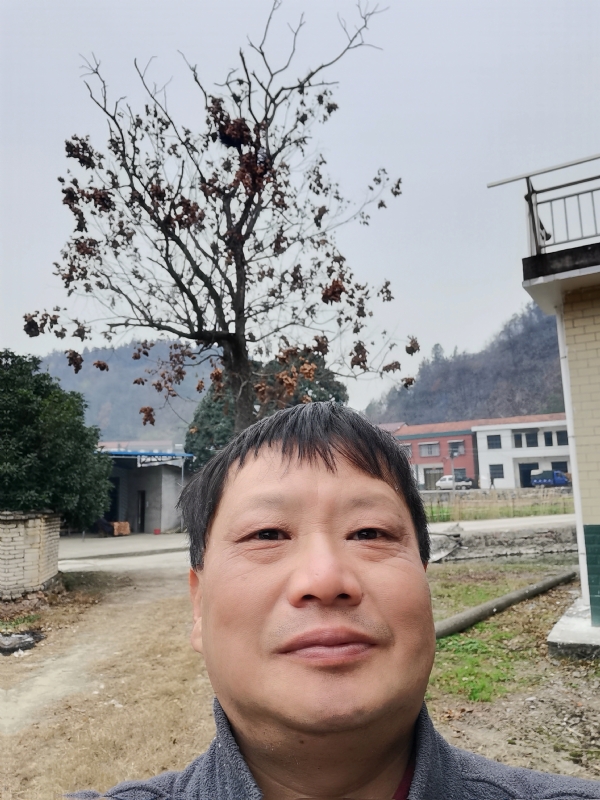 苏众青春冲浪的第一张照片--济宁相亲服务中心