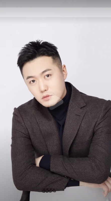 杨天枭的第三张照片--济宁相亲服务中心