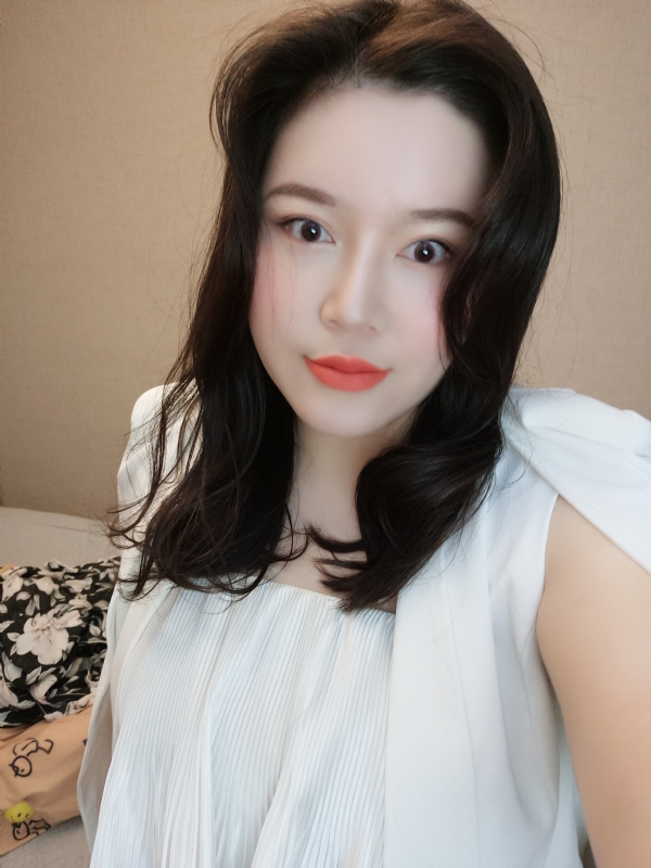 璐璐的第一张照片--济宁相亲服务中心