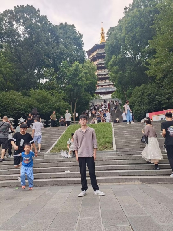 阳光男孩的第五张照片--济宁相亲服务中心