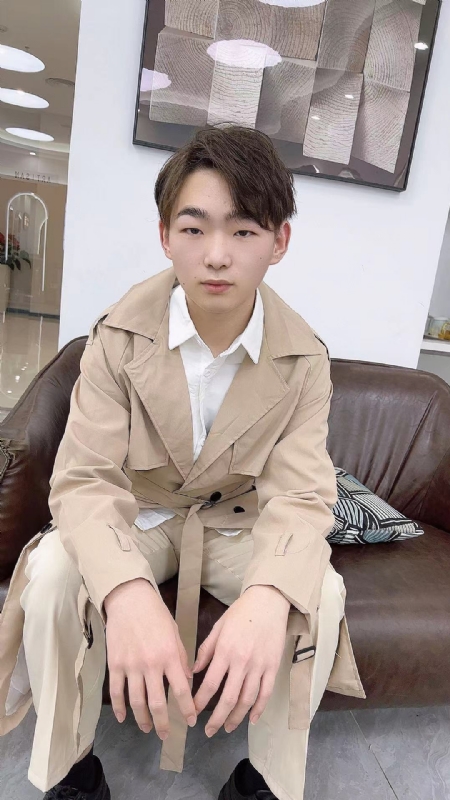 啊哲的第一张照片--济宁相亲服务中心
