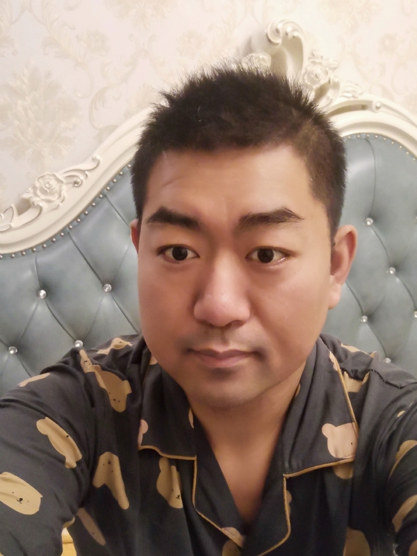 曾经的第一张照片--济宁相亲服务中心