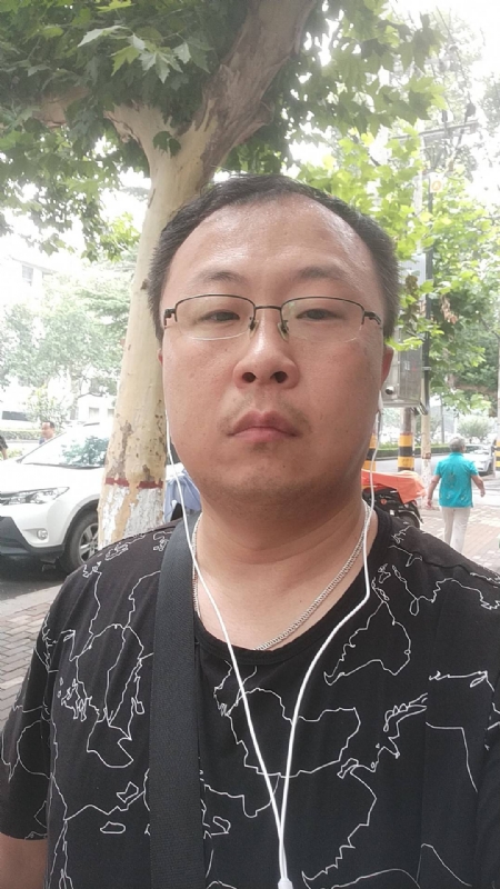 飘逸的星辰的第一张照片--济宁相亲服务中心