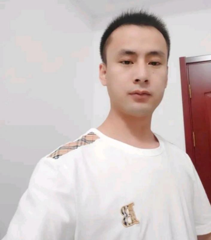 海阔天空的第一张照片--济宁相亲服务中心