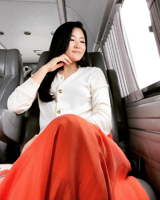 深凝久伴的第一张照片--济宁相亲服务中心