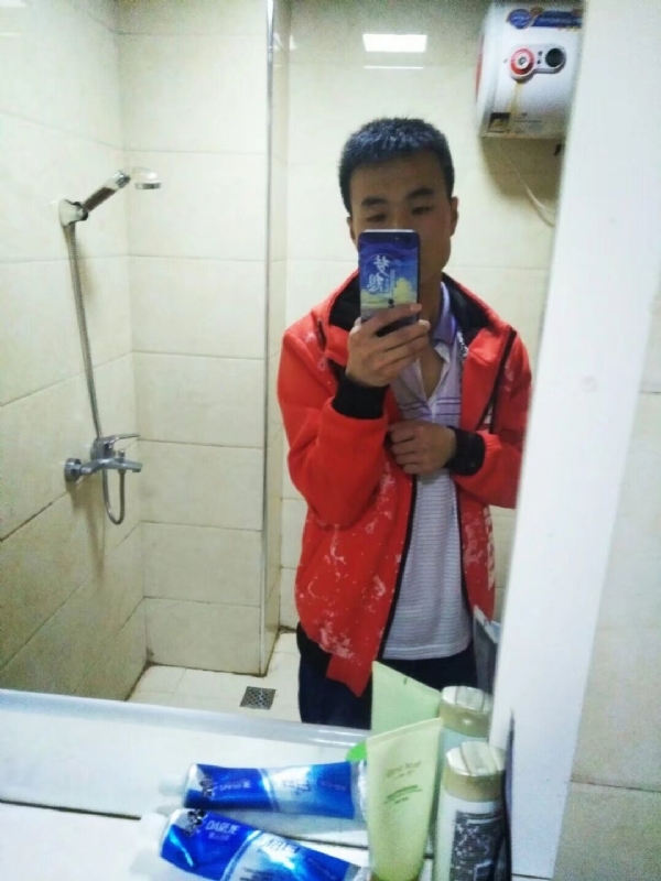 海之子的第一张照片--济宁相亲服务中心