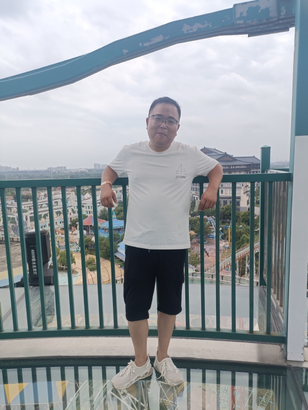 飞哥的第一张照片--济宁相亲服务中心