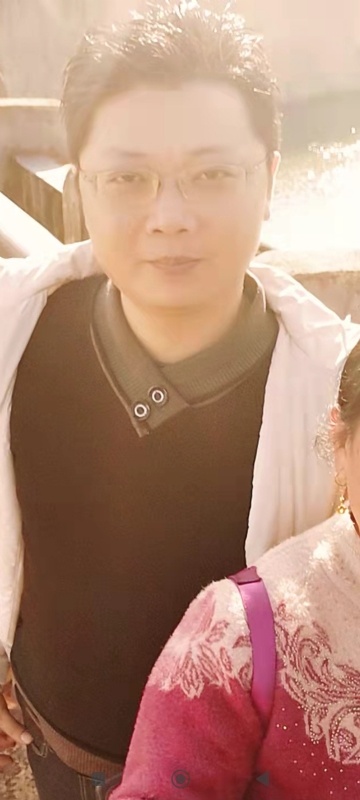 邓生的第二张照片--济宁相亲服务中心