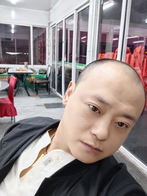 大连相亲的第一张照片--济宁相亲服务中心