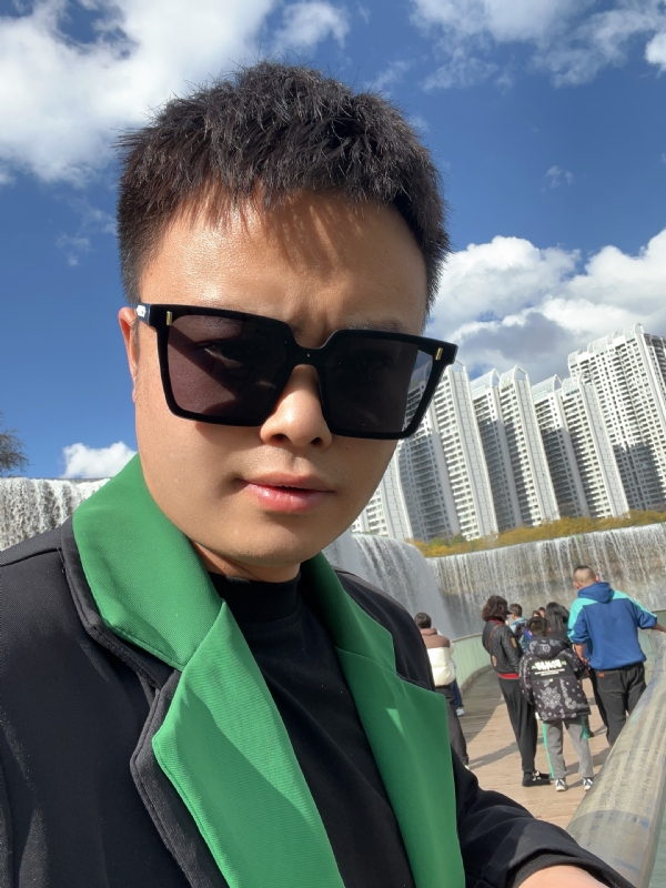 子阳的第一张照片--济宁相亲服务中心