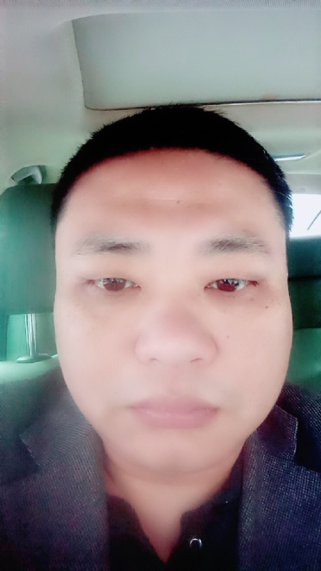 向日葵的第一张照片--济宁相亲服务中心