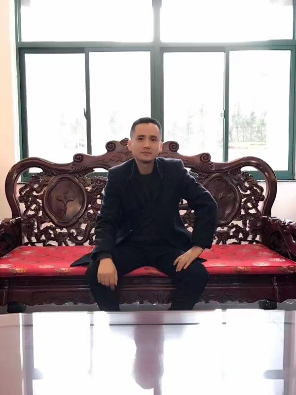 有缘再聚的第一张照片--济宁相亲服务中心