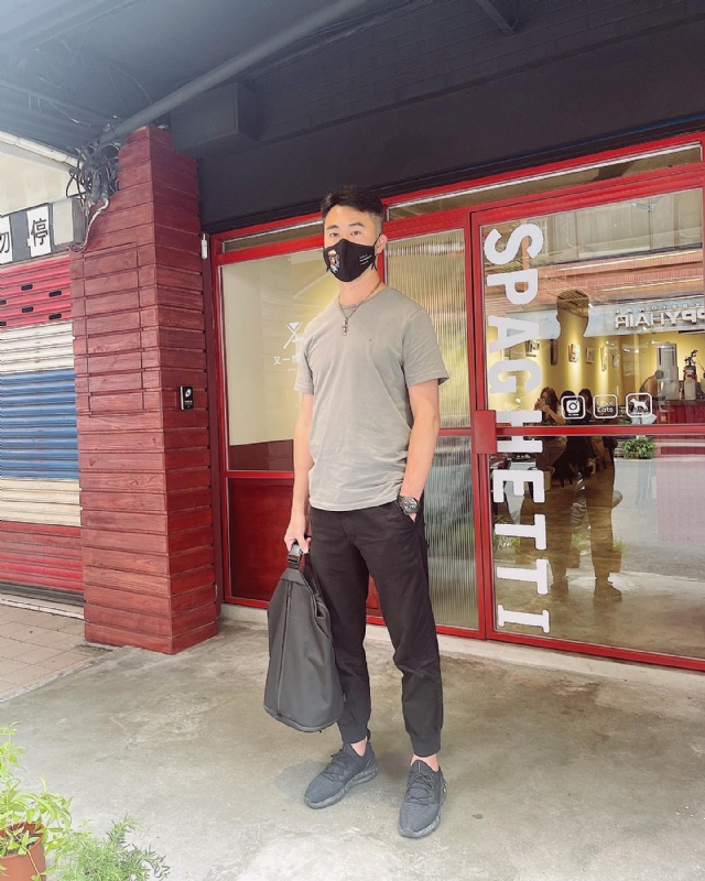 酒商安迪的第一张照片--济宁相亲服务中心