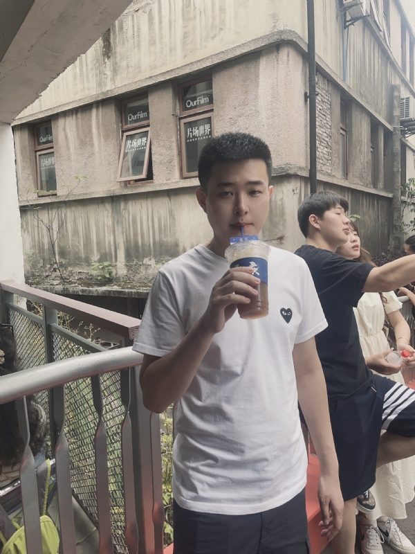 尚龙的第二张照片--济宁相亲服务中心