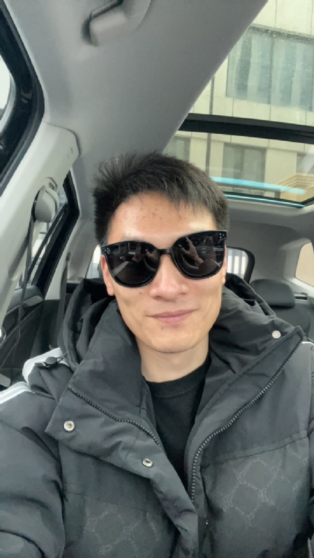 男孩的第一张照片--济宁相亲服务中心
