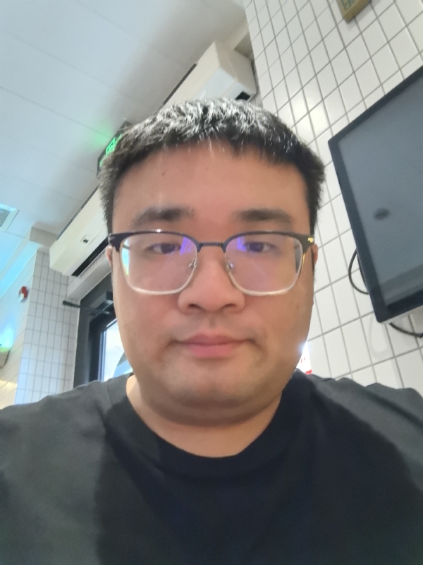 君临天下的第三张照片--济宁相亲服务中心