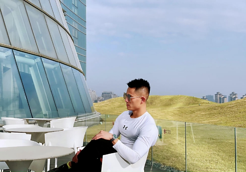 保家卫国的第一张照片--济宁相亲服务中心