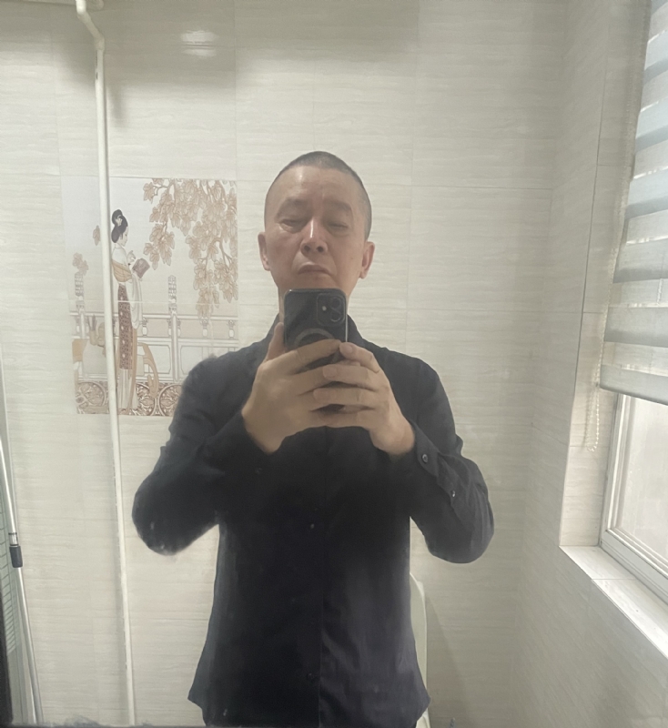 荣哥的第一张照片--济宁相亲服务中心