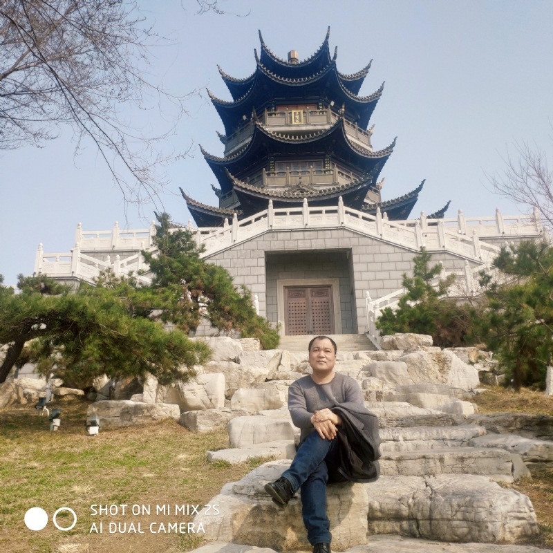 离群的羊的第一张照片--济宁相亲服务中心