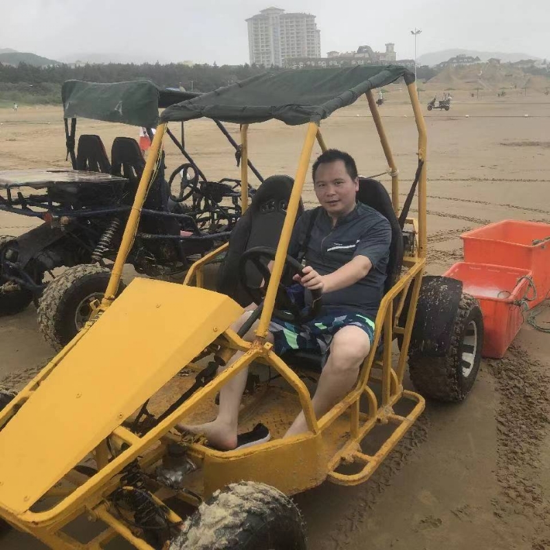 向前的第一张照片--济宁相亲服务中心