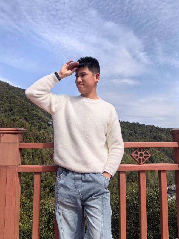 颜SEME的第一张照片--济宁相亲服务中心