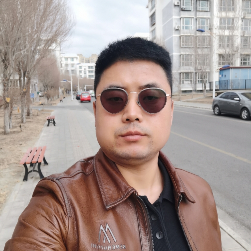 月下听风的第一张照片--济宁相亲服务中心