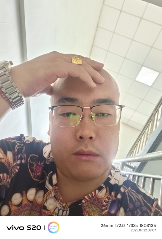 一生诺言的第五张照片--济宁相亲服务中心