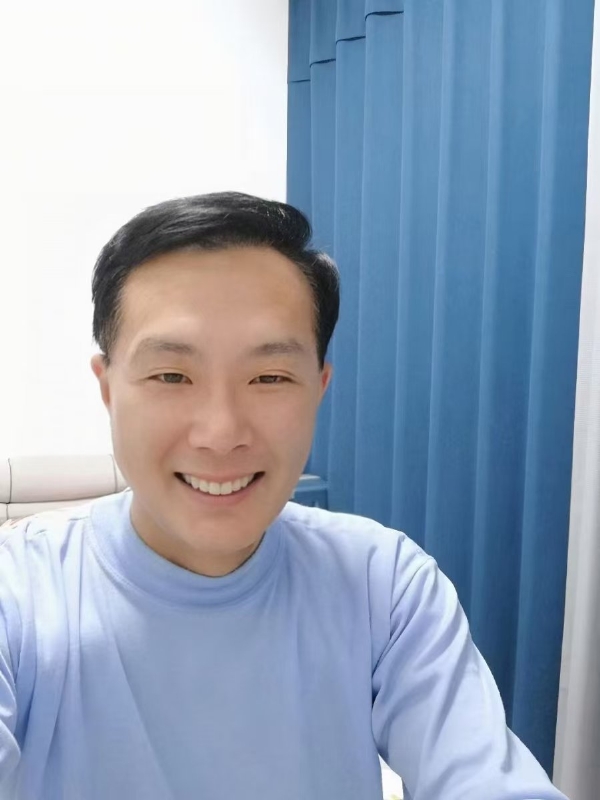 枫叶的第三张照片--济宁相亲服务中心