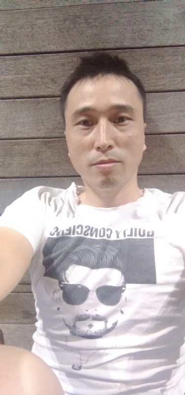 笑看一切的第一张照片--济宁相亲服务中心