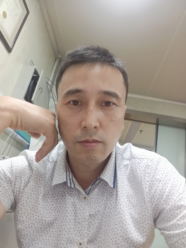 笑看一切的第三张照片--济宁相亲服务中心