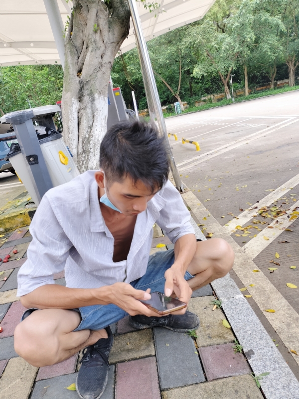太累了的第一张照片--济宁相亲服务中心