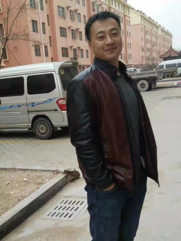 云淡风轻的第一张照片--济宁相亲服务中心